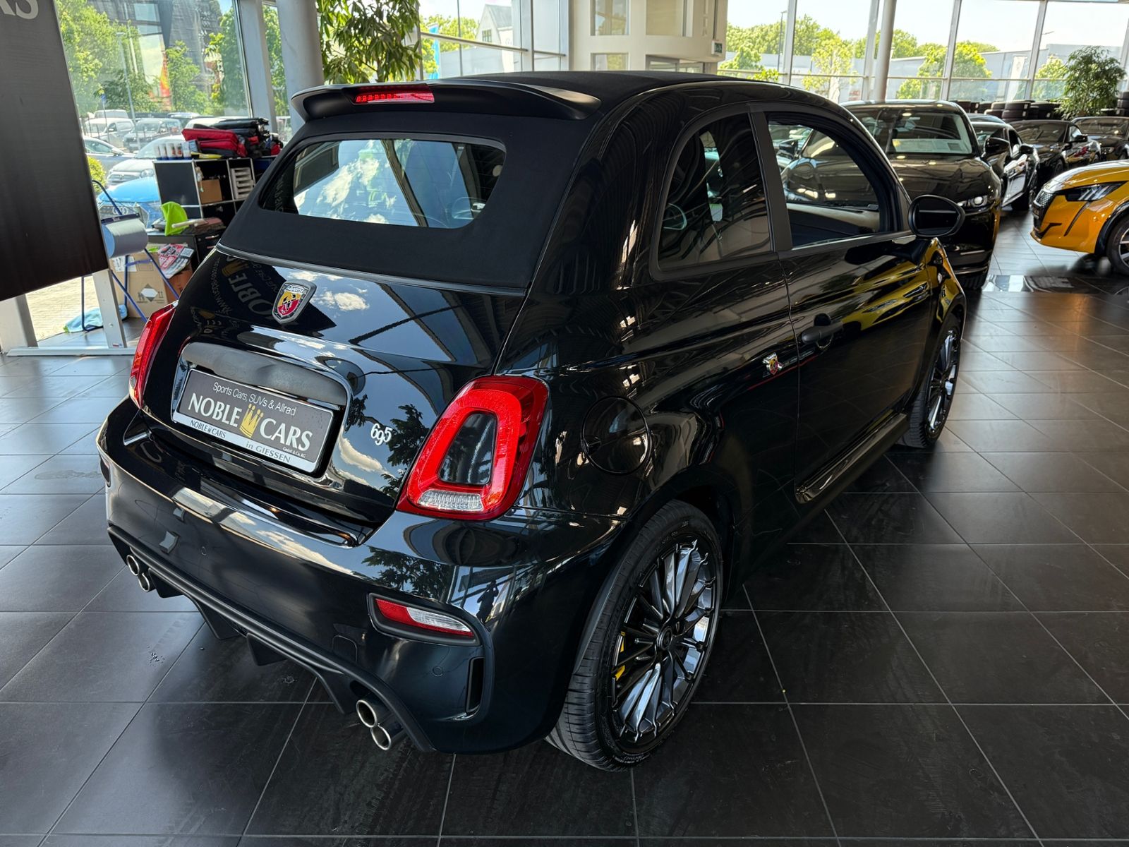 Fahrzeugabbildung Abarth 695C KLIMA NAVI ALU
