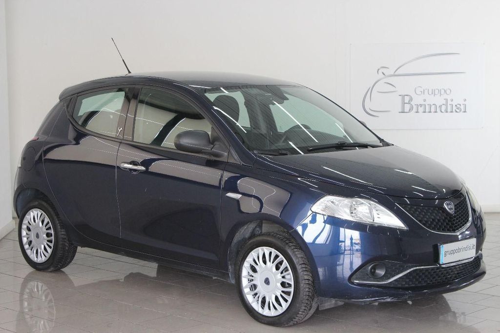 Image of Lancia Ypsilon