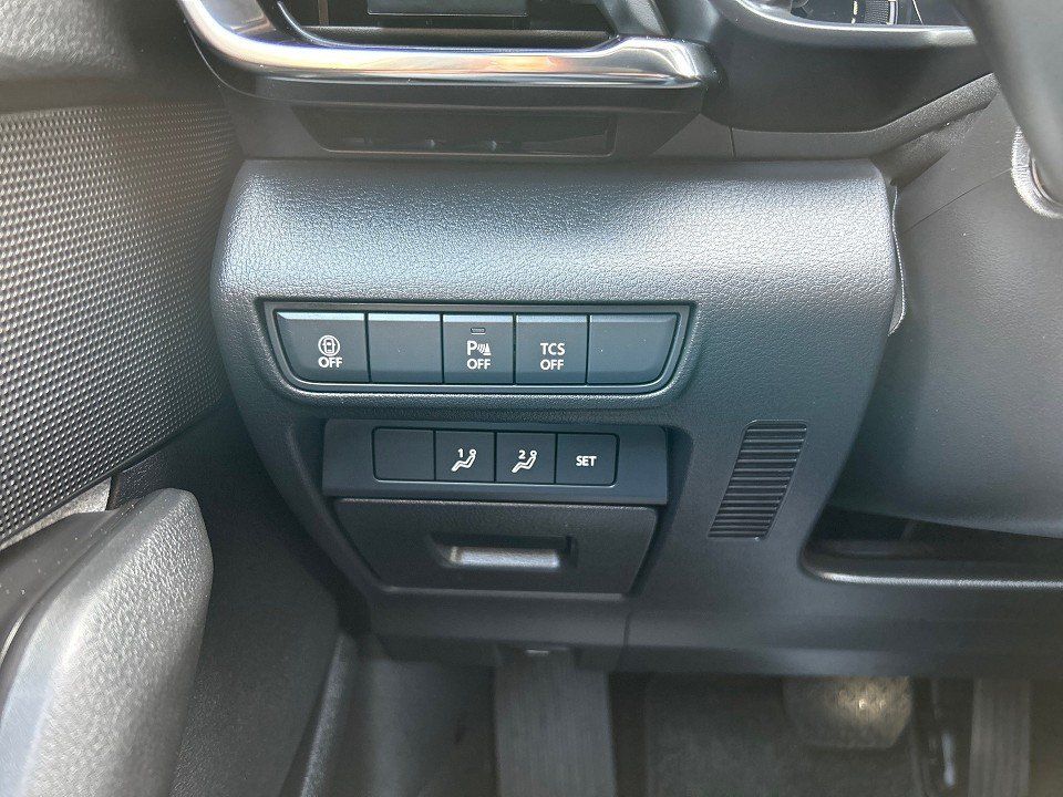 Fahrzeugabbildung Mazda MX-30 35kWh FIRST EDITION MATRIX+HEADUP+NAVI+SHZ