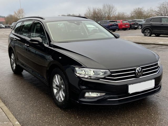 Volkswagen Passat Variant 1.5 TSI DSG BUSINESS NAVI+AHK+KAM