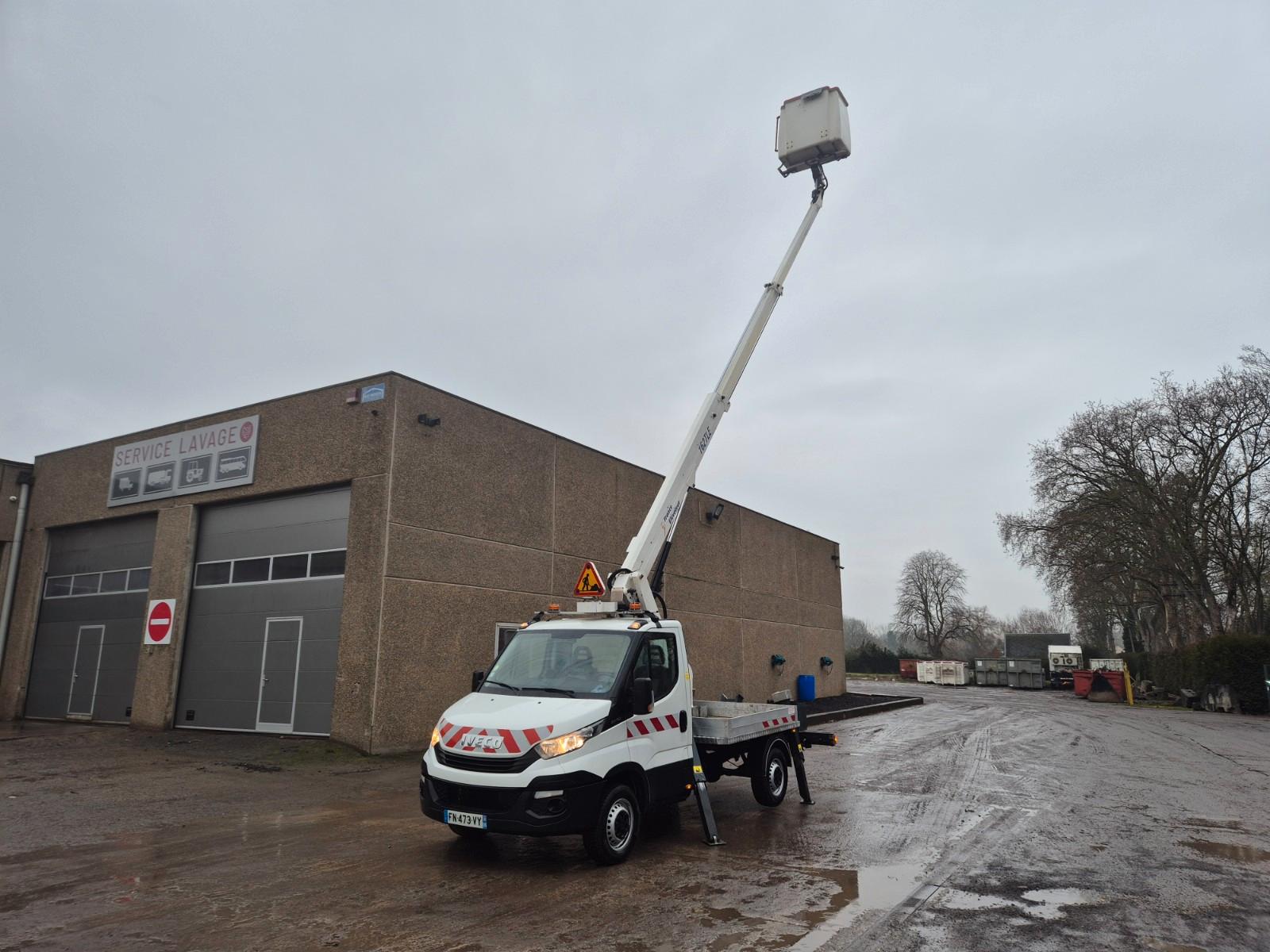 Iveco DAILY 35S14 FE 16M-265KG