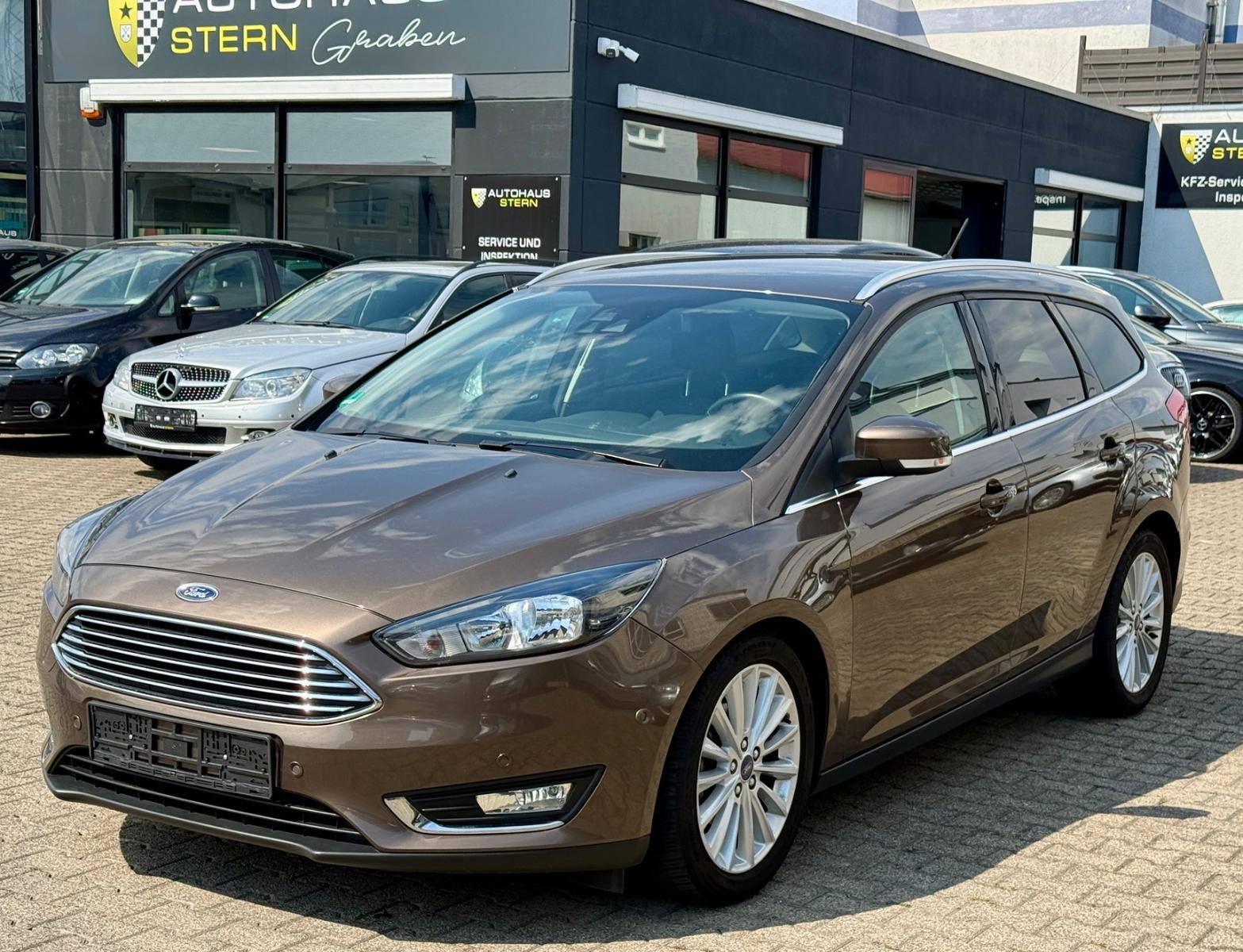 Ford Focus Turnier Titanium 1.0 / Automatik /Kamera