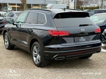 Volkswagen Touareg - 3
