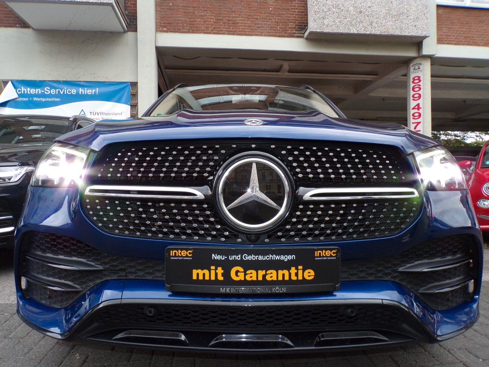 MERCEDES-BENZ GLE 400d 4M AMG NIGHT PANO HUD 22Z/360°AIRM/DTR+