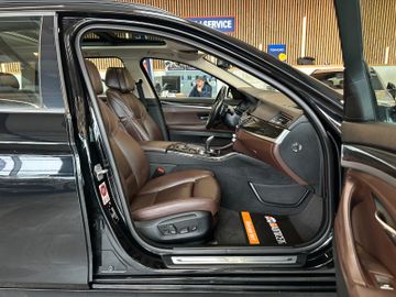 BMW 530 d *Luxury*HeadUP*Panorama*