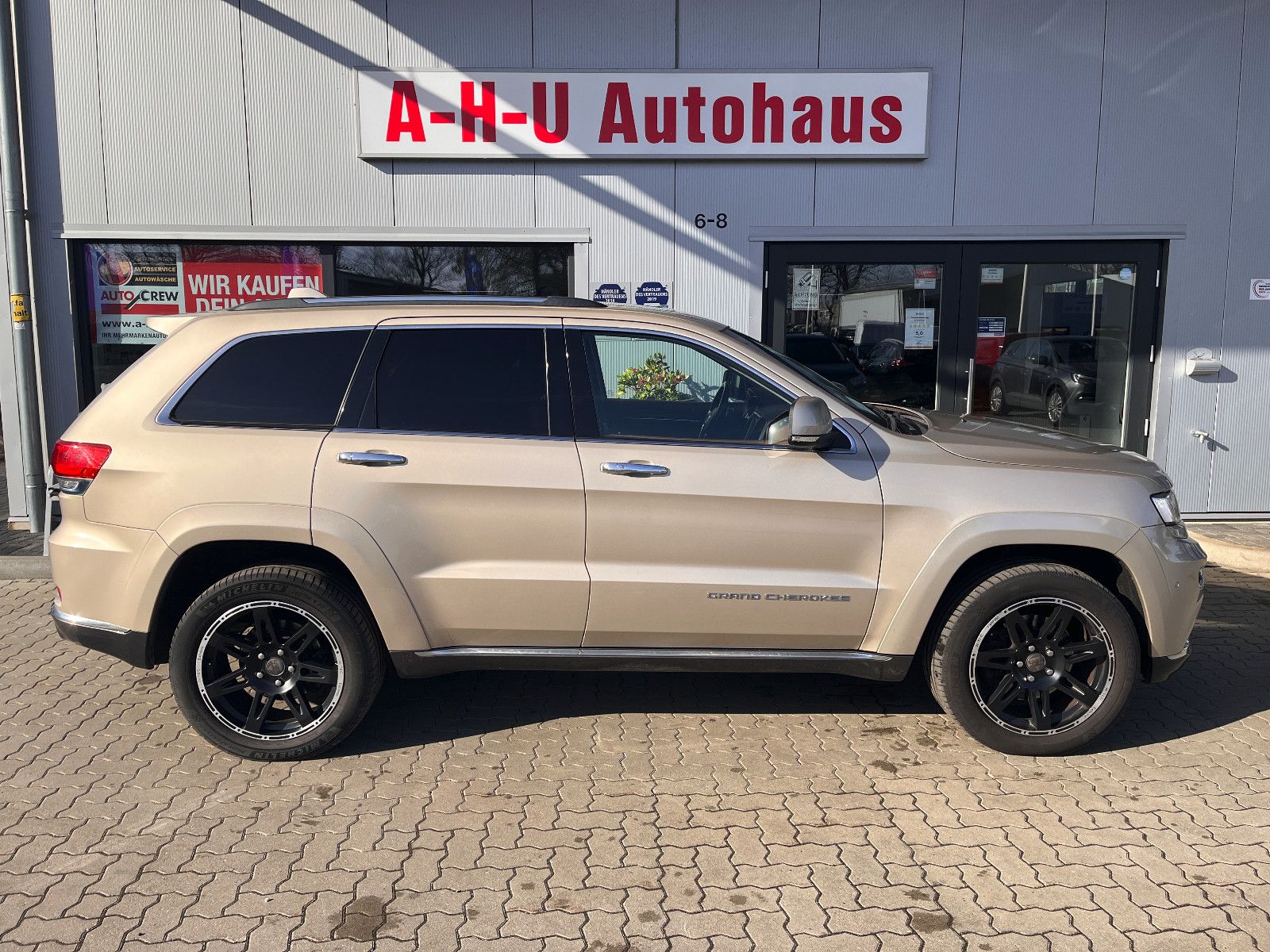 Fahrzeugabbildung Jeep Grand Cherokee 3.0 CRD Summit
