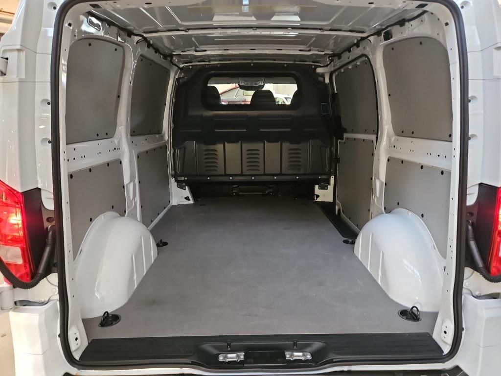 Fahrzeugabbildung Mercedes-Benz Vito 119 Kasten kompakt 4x4 LED Navi PTS RFK SHZ