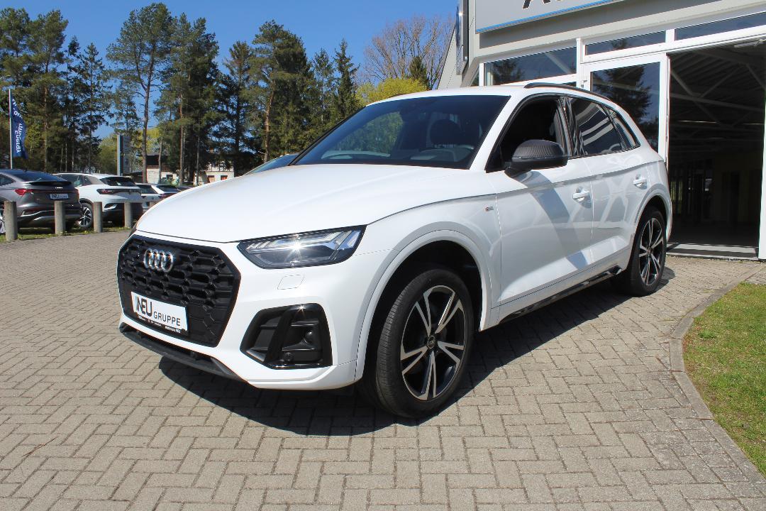 Audi Q5 SUV S line Q5 40 TDI quattro S tronic
