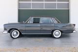 Mercedes-Benz 220 S Heckflosse - graue Mercedes-Benz 220