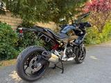BMW F900XR triple black