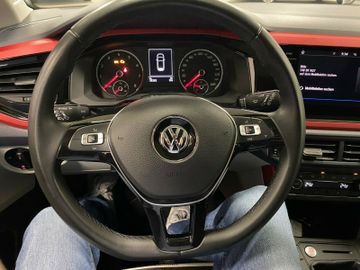 Fahrzeugabbildung Volkswagen Polo 1.0 TSI Beats++SCHIEBEDACH+NAVIGATION++ALU+