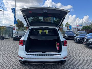 Volkswagen Touareg - 8
