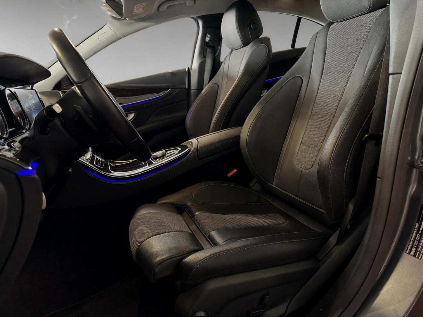 Mercedes-Benz CLS 220 *1. Hand + LED + Ambiente*