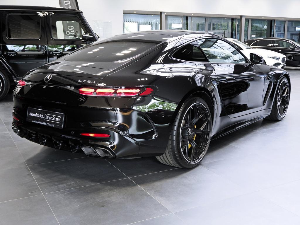 Mercedes-Benz GT 63 AMG 4M+ HA-LENKUNG MULTI-SITZE PANO LIFT