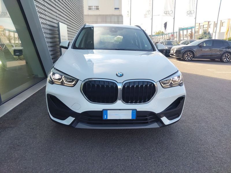 BMW X1 X1 sdrive18d Business Advantage imagem 2