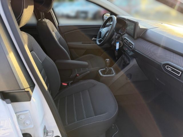 Fahrzeugabbildung Dacia Jogger Expression +KLIMA+PDC+RFK+CARPLAY+UVM+
