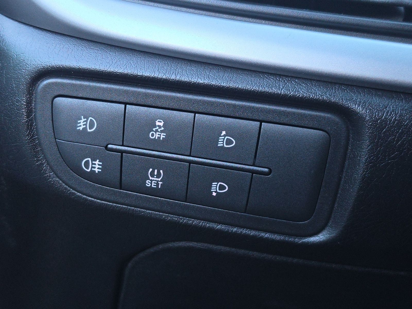 Fahrzeugabbildung Fiat Tipo Street NAVI SHZ PDC