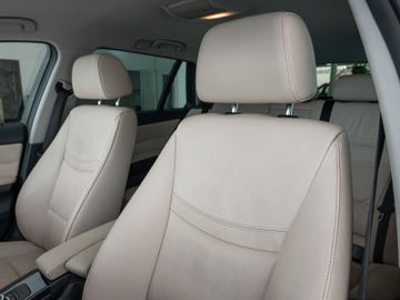 BMW 320 - 11