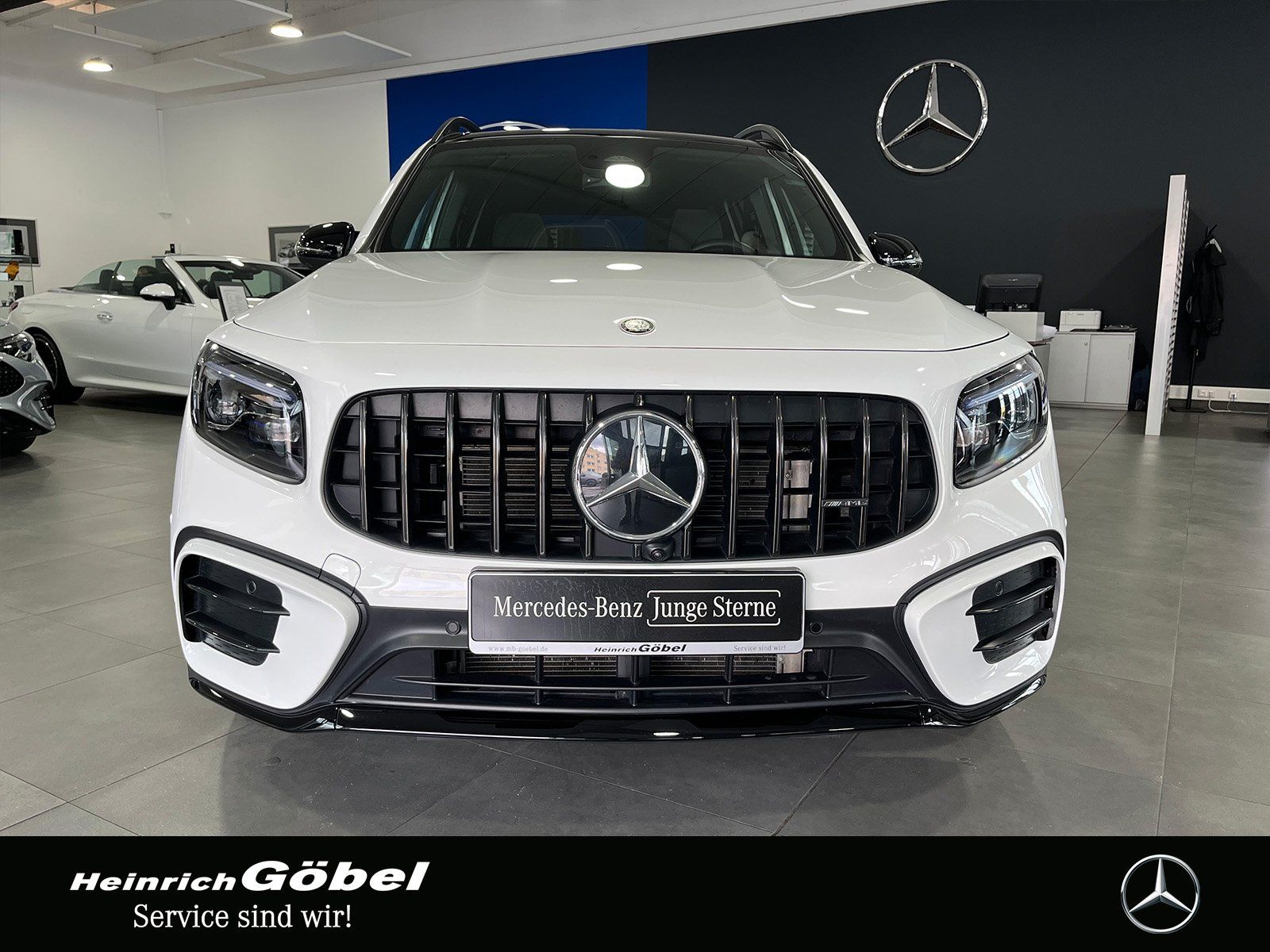 Fahrzeugabbildung Mercedes-Benz GLB 35 4M AHK+PANO+HUD+360°+FAHR-ASSIST+MULTIB.