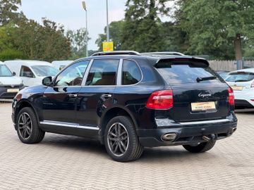 Porsche Cayenne - 3