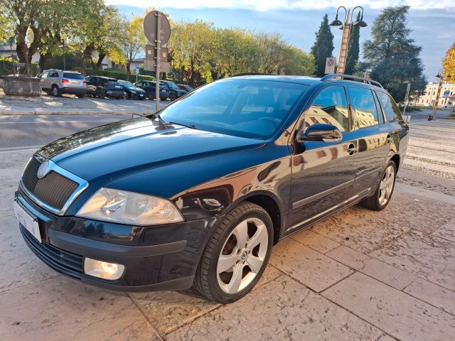 Skoda Octavia 1.9 TDI 105cv Elegance Gancio Trai