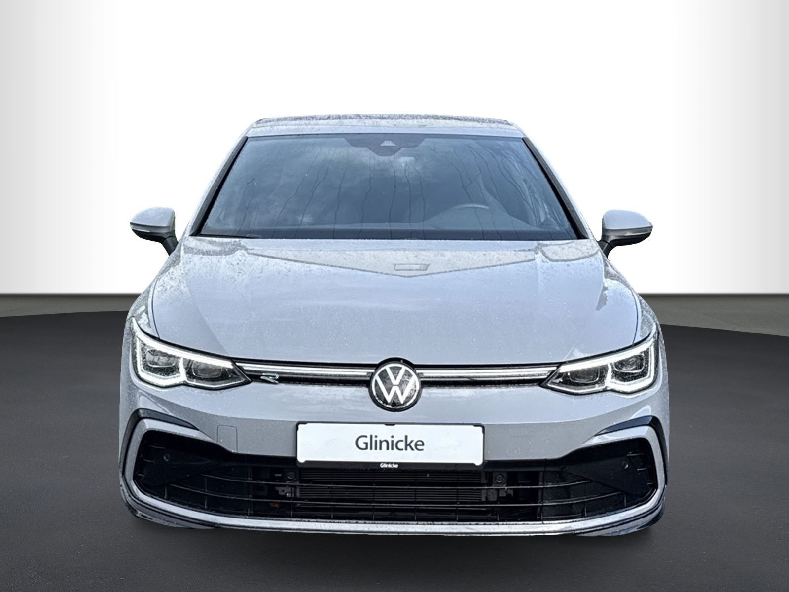 Volkswagen Golf VIII R-Line 1.5 eTSI DSG, RFK, NAVI, MATRIX imagem 3
