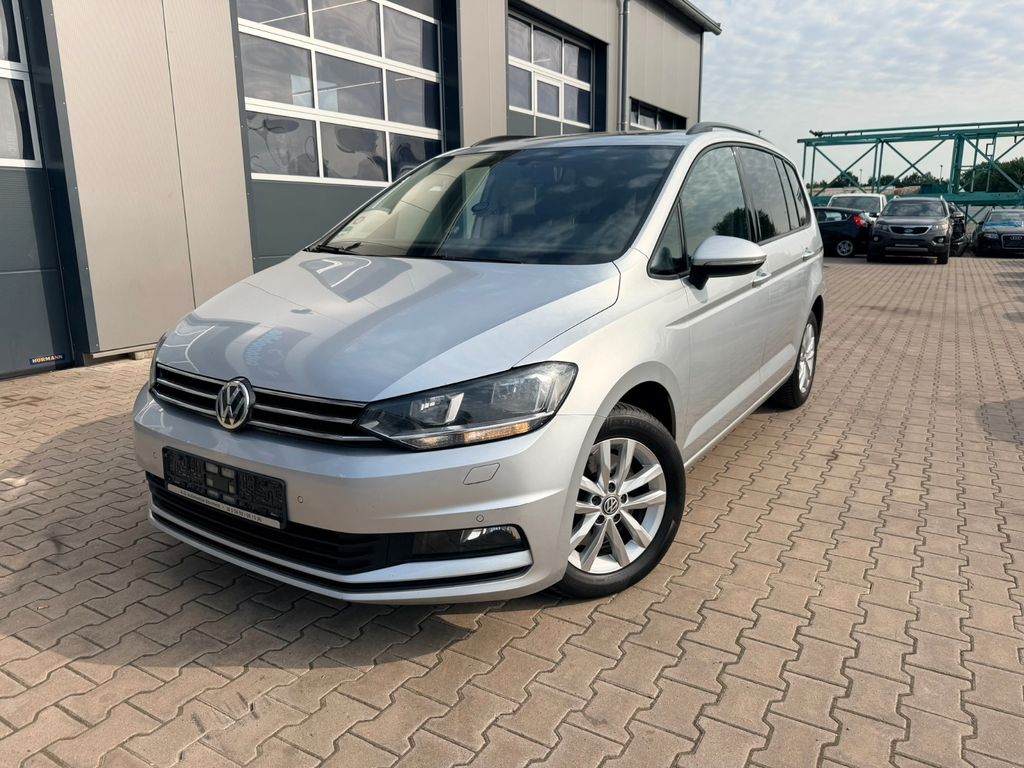 Image of Volkswagen Touran