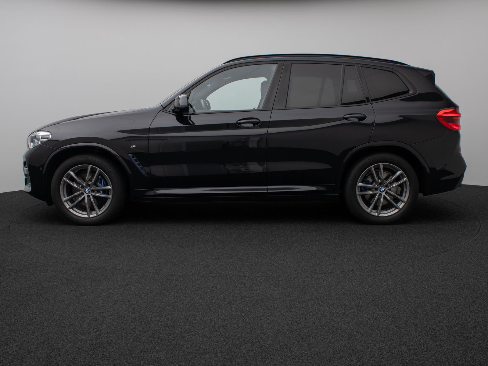 Fahrzeugabbildung BMW X3 xD30d M Sport Panorama Kamera HUD HiFi 19Zoll