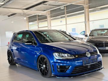 Volkswagen Golf - 4