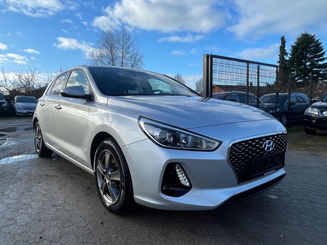 Hyundai i30 1.6 CRDi 81kW Klima Camera Keyless