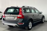 Volvo XC70 2.4 D5 Momentum AWD | Sehr gepflegt! - Volvo XC70: Momentum