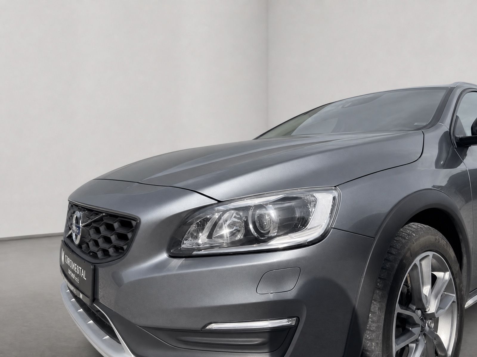 VOLVO V60 V60 Cross Country Kinetic*Harman*Bi-Color*ZR Neu, Ansicht 8