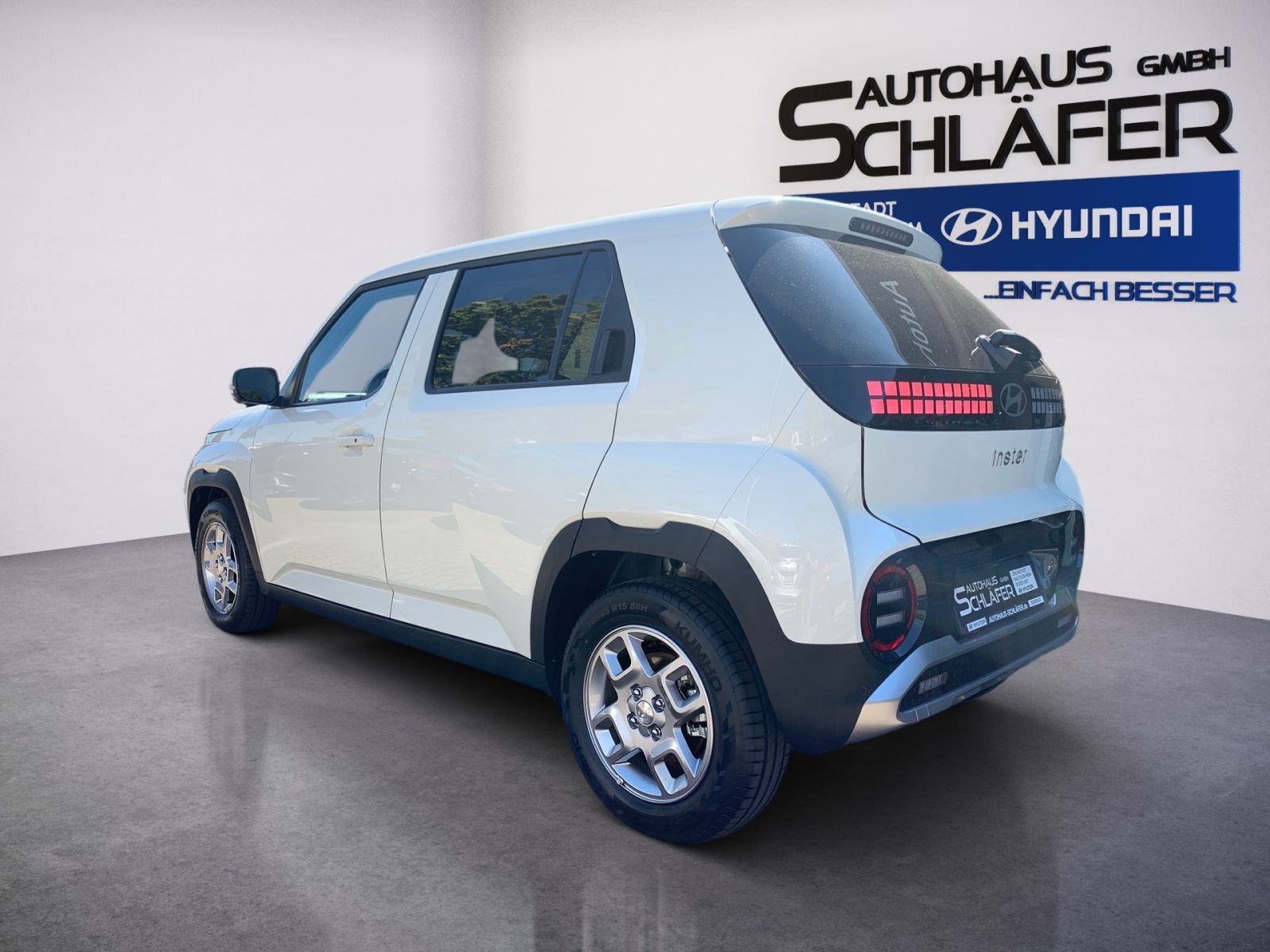 Fahrzeugabbildung Hyundai INSTER Trend Elektro 49 kWh Assistenz-Paket