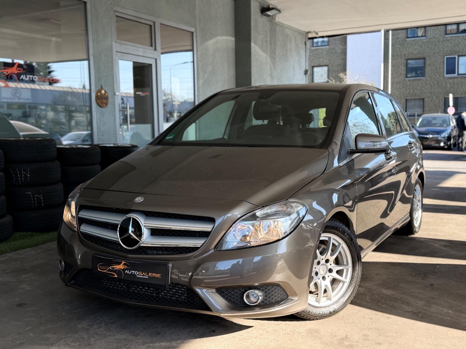 Mercedes-Benz B 180*NAVI*SHZ*TTLEDER*GARANTIE*