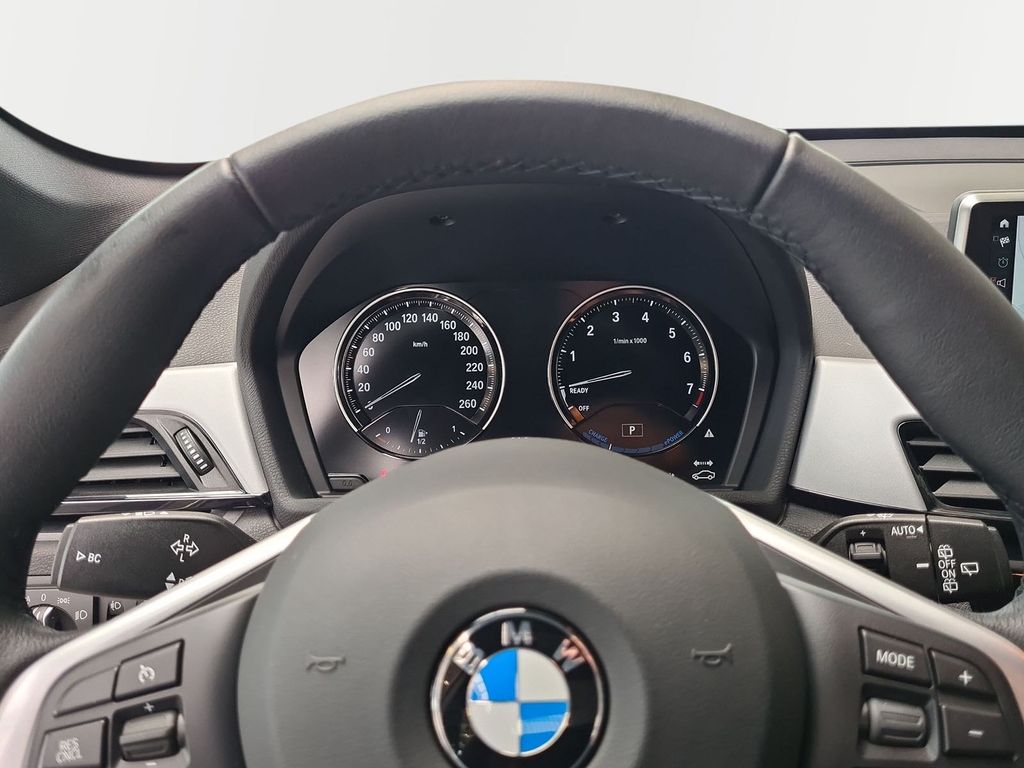 BMW X1 xDrive25e Advantage DAB LED Navi Tempomat Shz