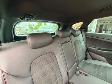 Hyundai TUCSON - 11