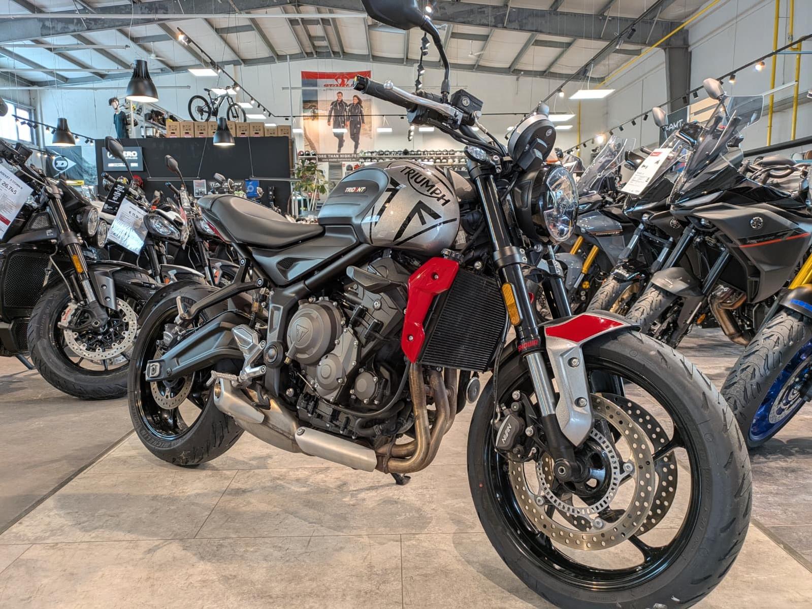 Triumph Trident 660 (Quickshifter)