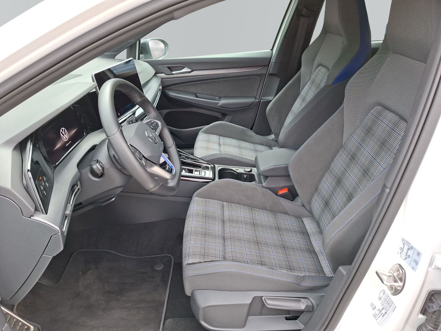 Golf VIII 1.5 TSI eHybrid GTE *ACC*MATRIX*