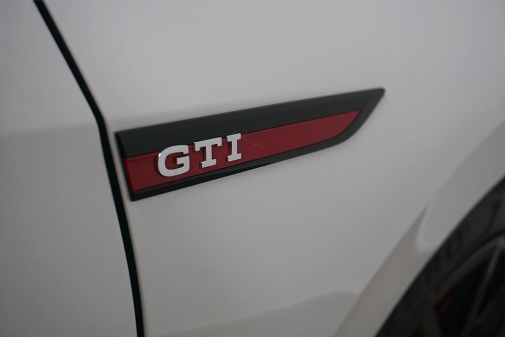 Volkswagen Golf 8 2.0TSI DSG GTI Clubsport Virtual Pano HUD, миниатюра 4