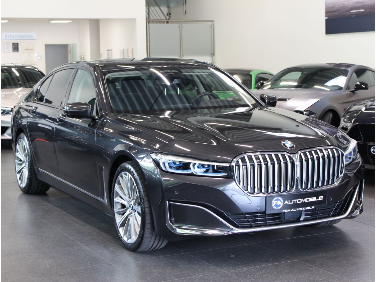 Fahrzeugabbildung BMW 740 d xDrive Laserlicht Standhzg.*HUD*Laser
