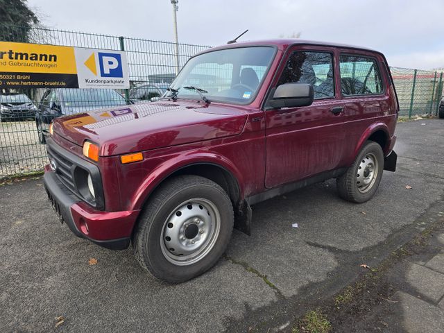 Lada Niva Urban Luxus 4x4 SHZ +2 JAHRE GARANTIE+