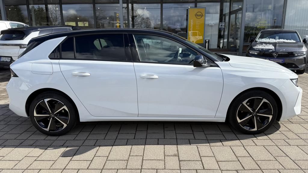 Autohaus Zimpel - Opel Astra Elegance 1.2T Klimaautomatik+Kamera+LED+SH - Bild 4 Autohaus Zimpel - Opel Astra Elegance 1.2T Klimaautomatik+Kamera+LED+SH - Bild 4