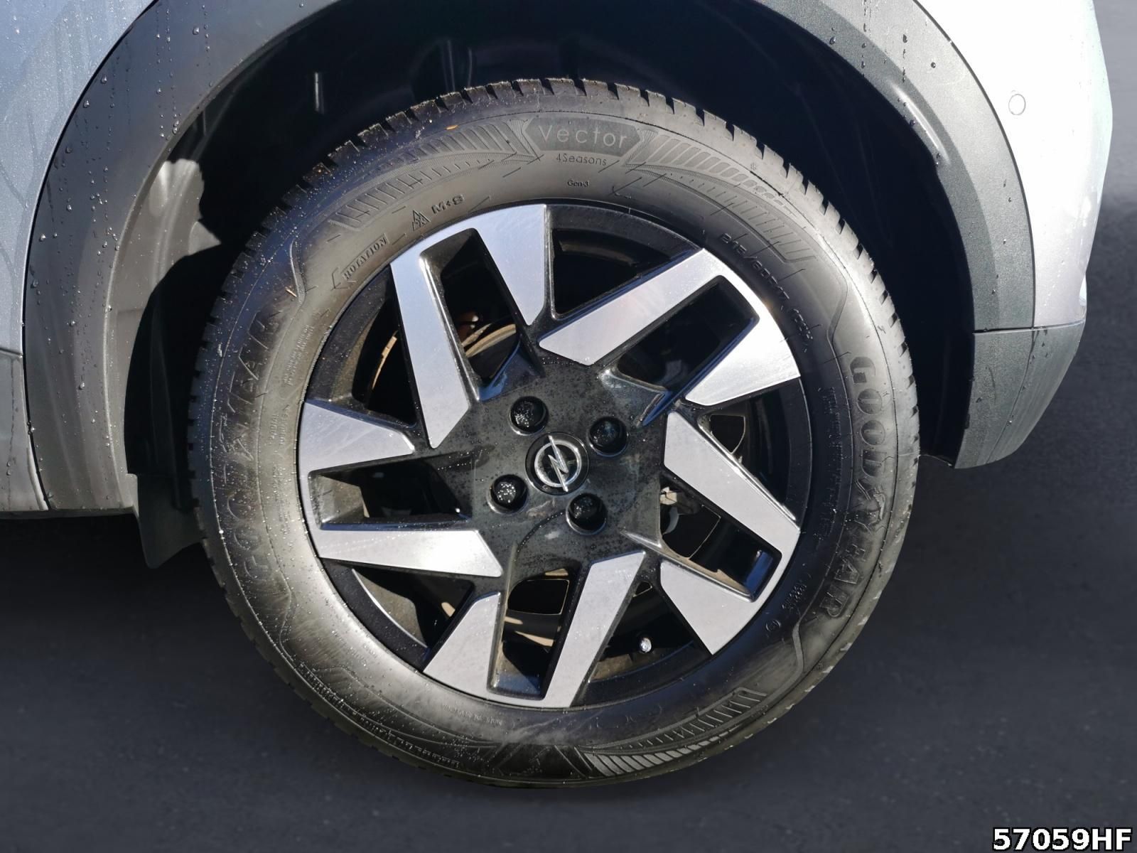 Fahrzeugabbildung Opel Mokka -e Elegance