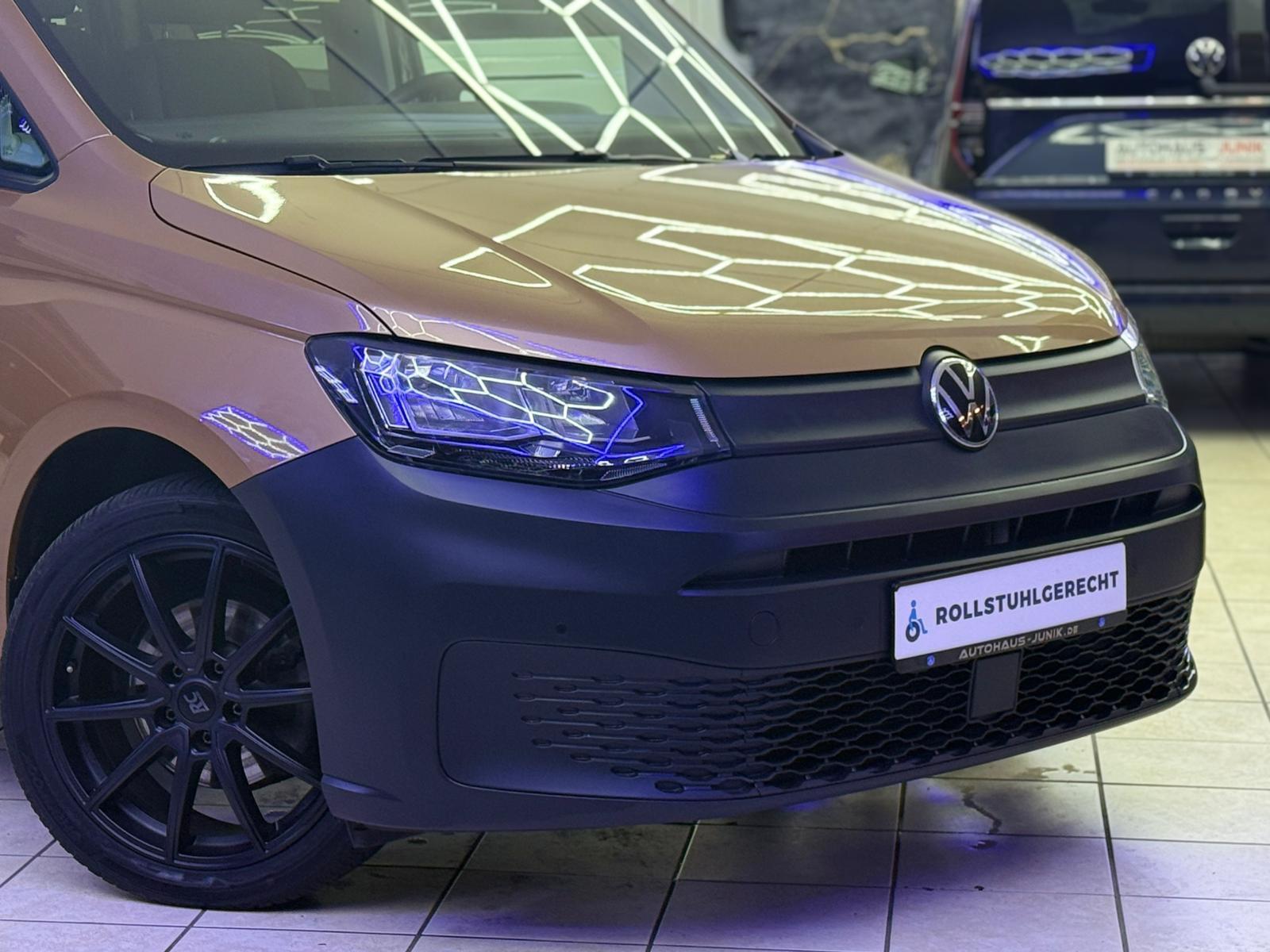 Volkswagen Caddy V Behindertengerecht-Rampe, миниатюра 4