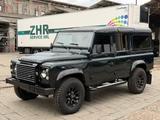 Land Rover LAND ROVER Defender 110 2.2 TD4 Station Wagon SE - gebrauchte Land Rover Defender aus dem Jahr 2016