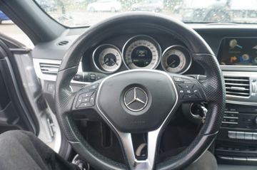 Mercedes E 200 - 11