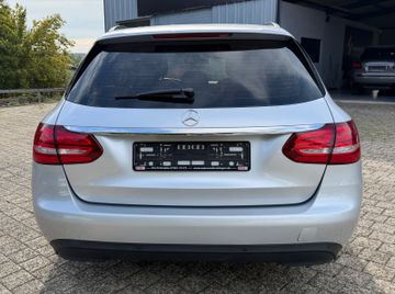 Mercedes C 220 - 6
