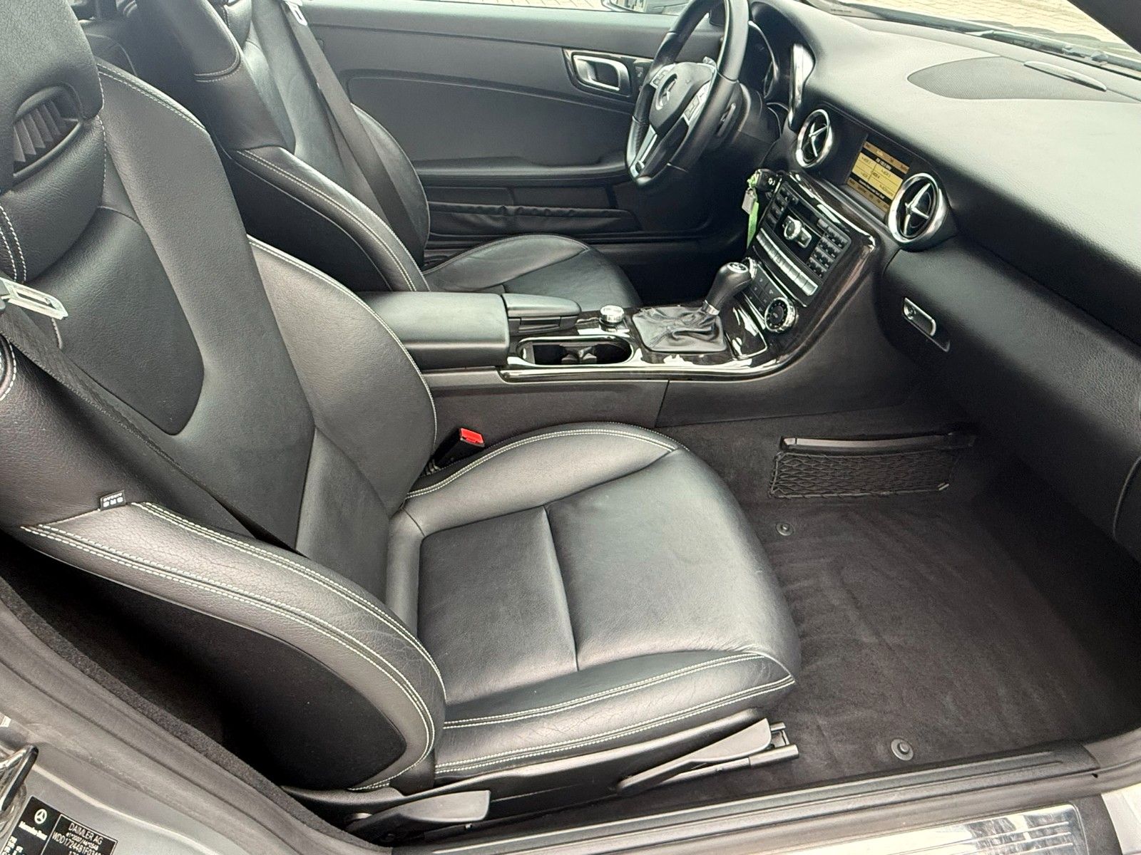 Fahrzeugabbildung Mercedes-Benz SLK 200 SLK Roadster  BlueEfficiency Edition 1