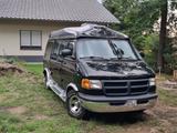 Dodge RAM 1500 Camper ideal für 2 Personen - Dodge RAM aus 2000: 1500