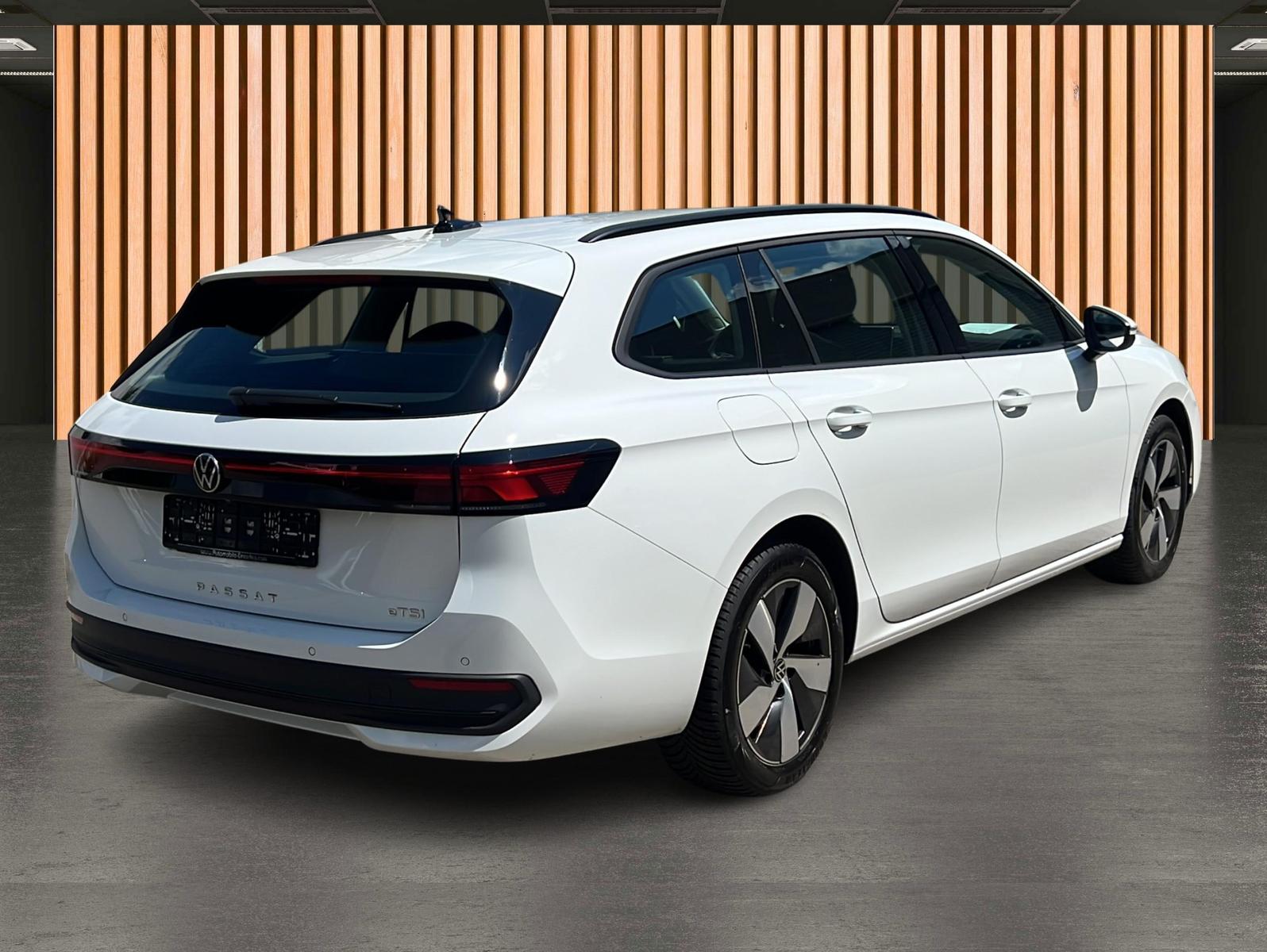 Volkswagen Passat 1.5 eTSI mHEV DSG*KeyGo*LED*ACC*, миниатюра 17